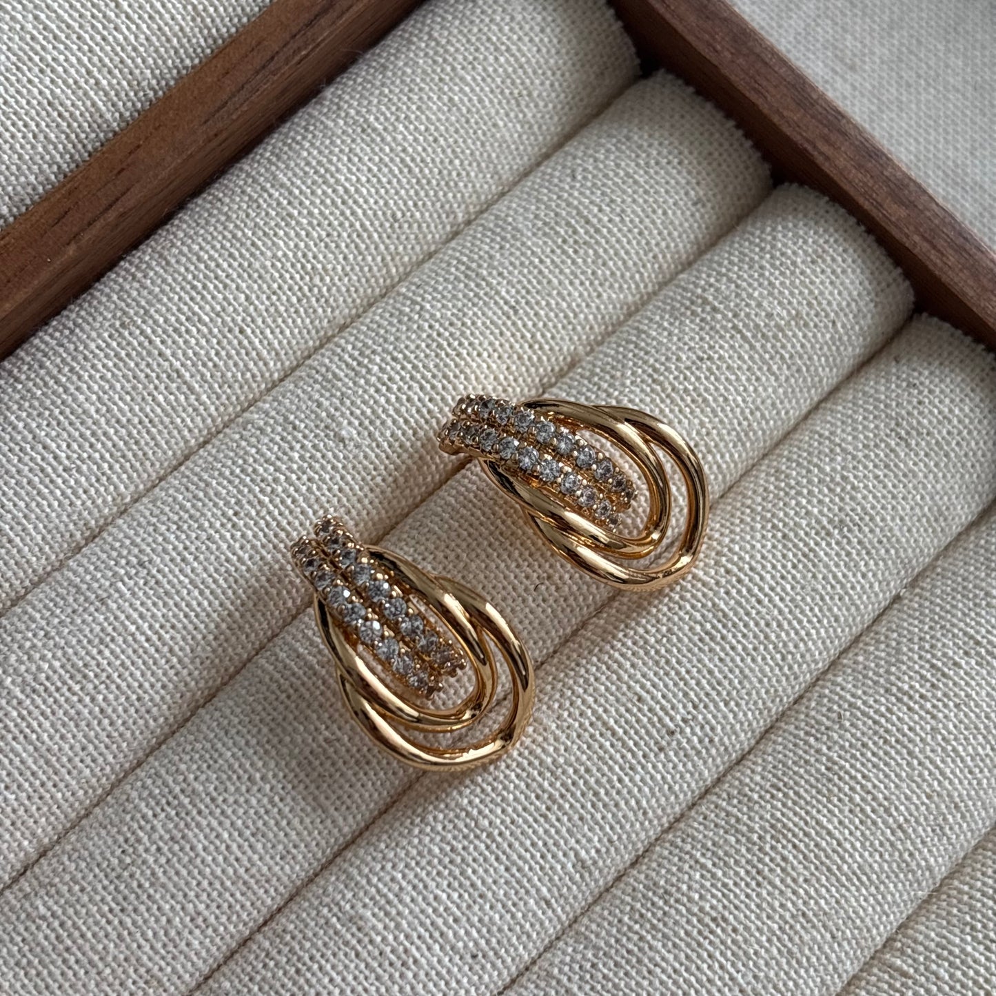 Brinco de luxo leve #36