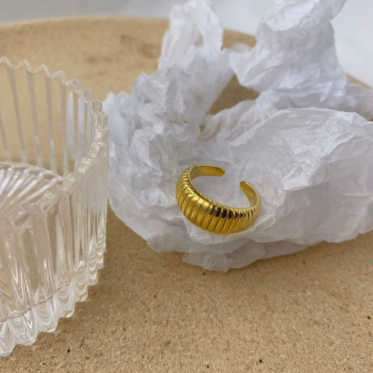 Light luxury ring #01