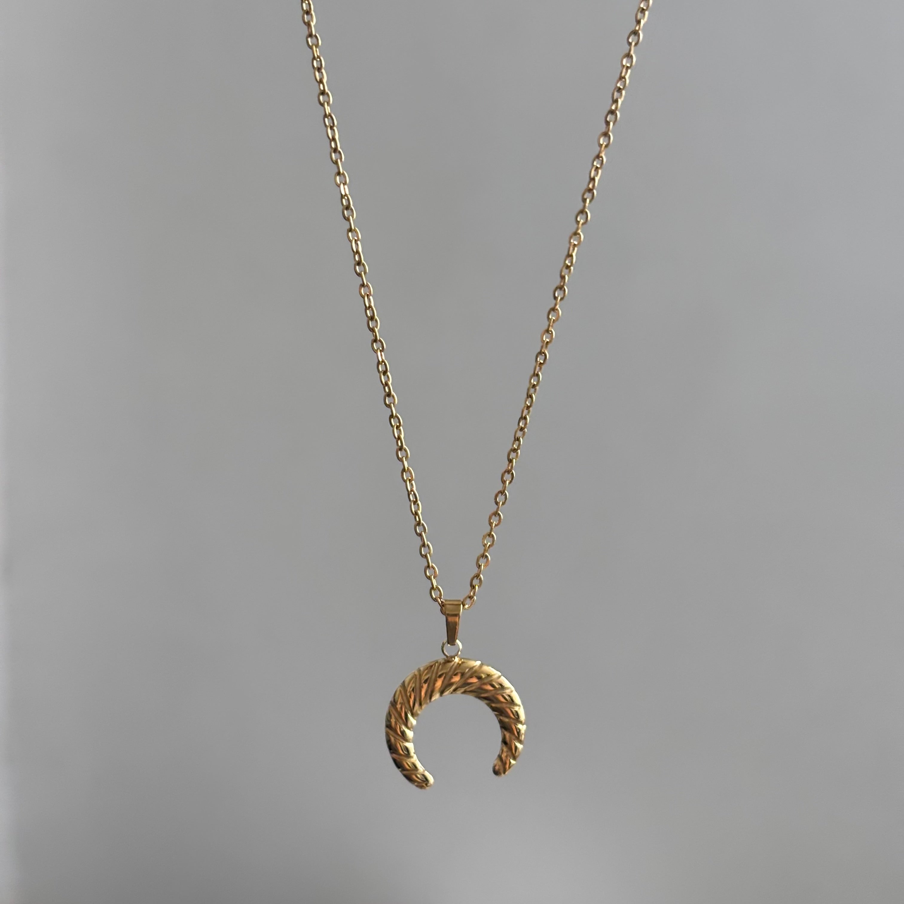 Colar banhado a ouro #15