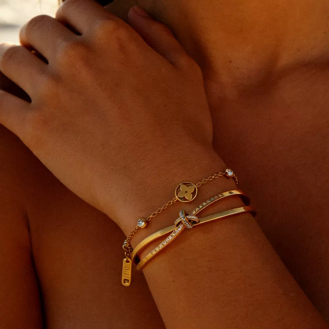 pulseira banhada a ouro #49