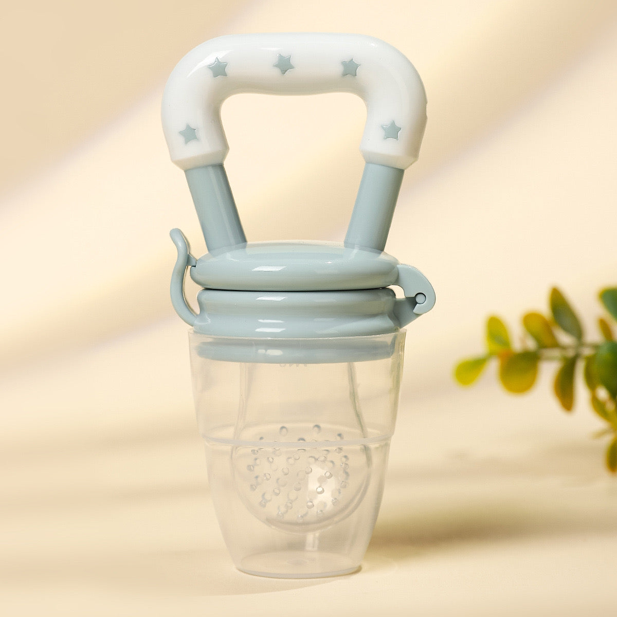 Baby fruits feeder