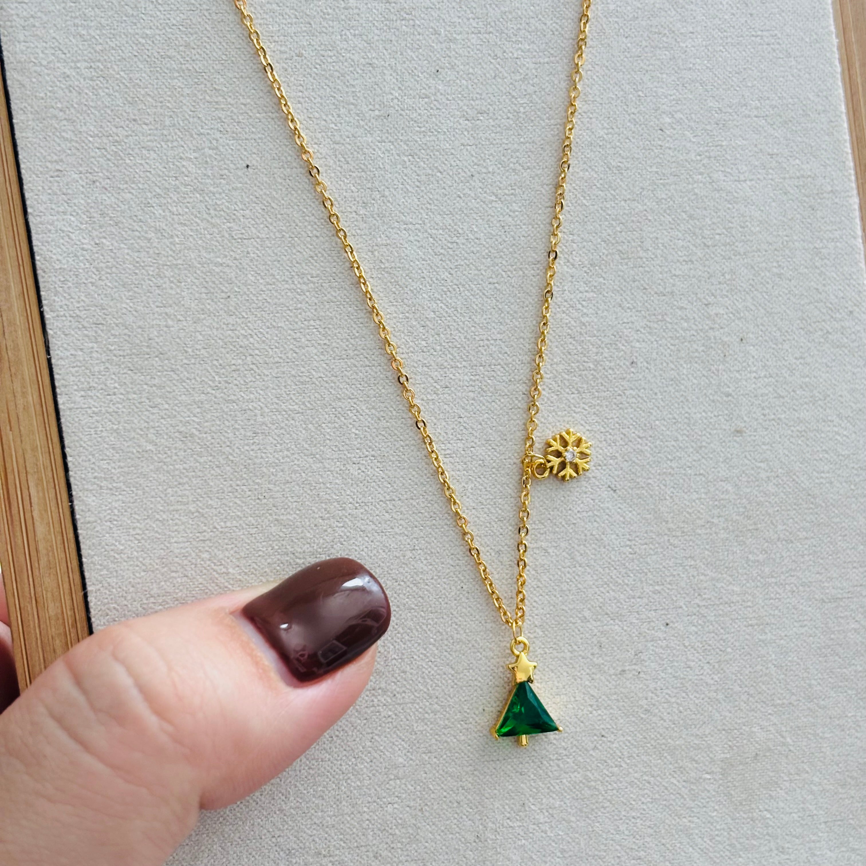 Colar banhado a ouro #51