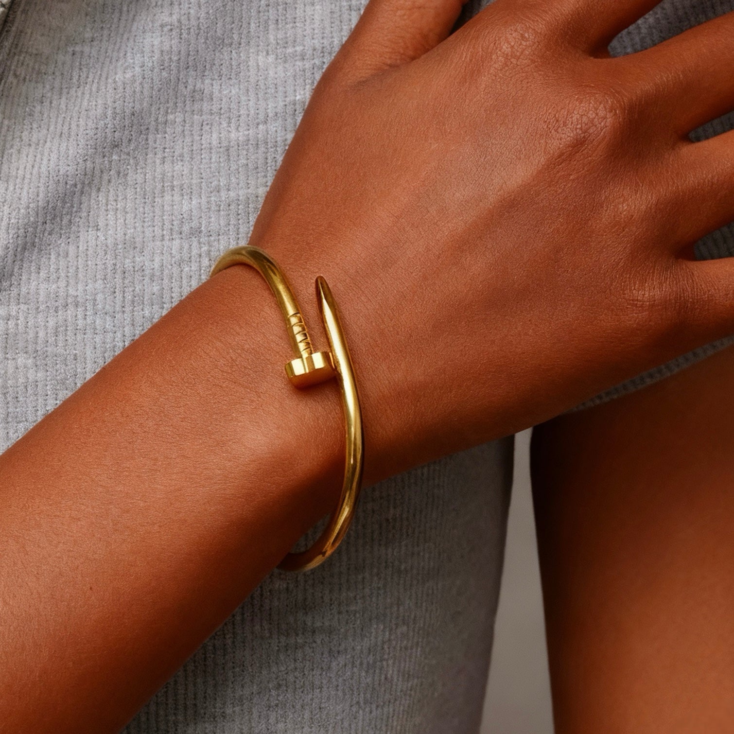 pulseira banhada a ouro #28