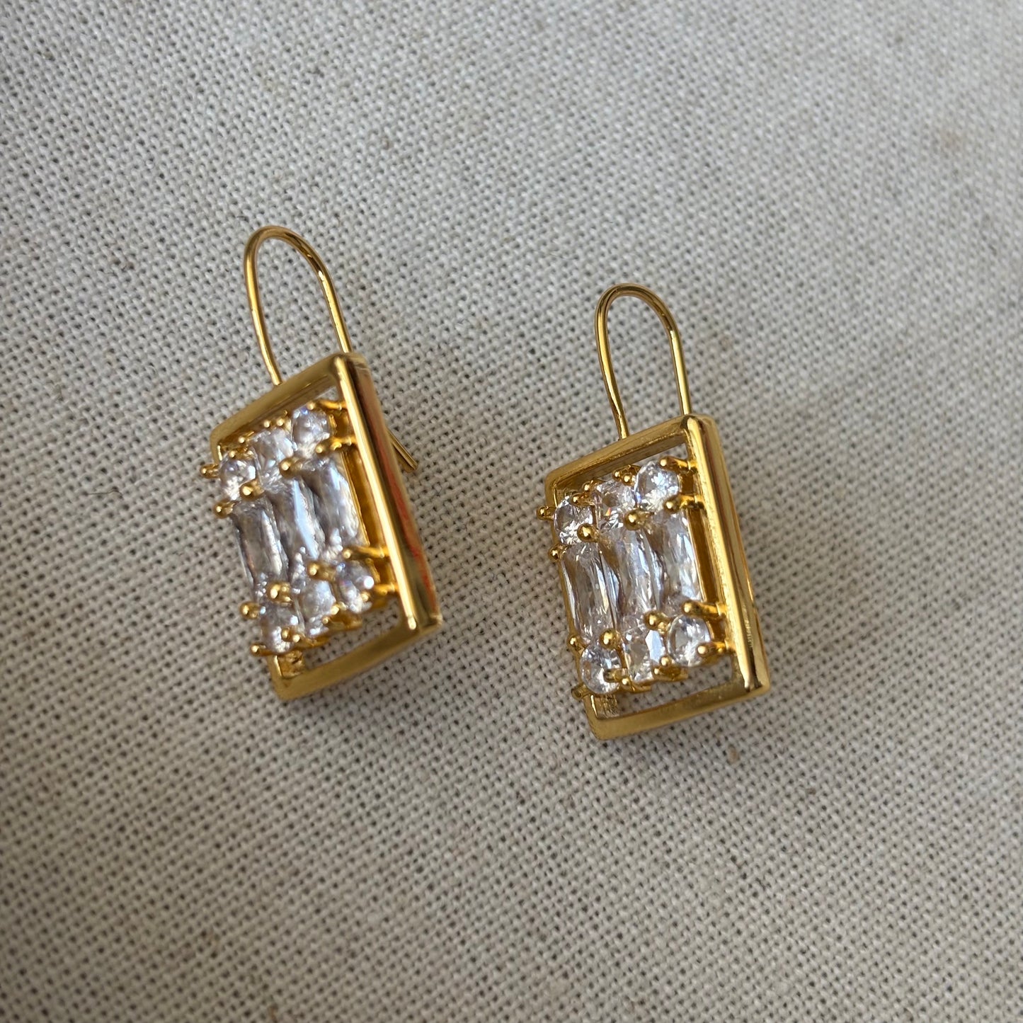 Brinco de luxo leve #42